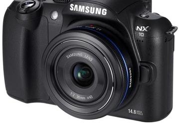 Samsung планирует в течение года выпустить еще пять объективов системы NX
